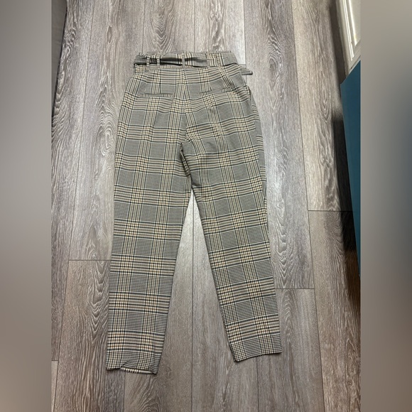 Zara Checkered Belted Women's Trousers - Picture 8 of 12